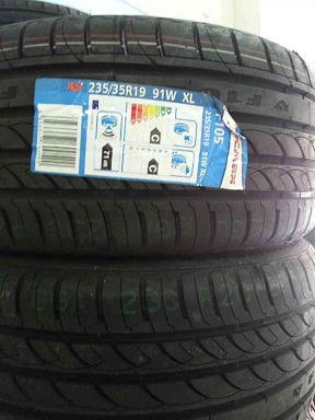 235/35R19 265/35R19 tracmax